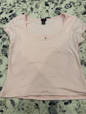 Justify Pastel Pink Scoop Neck Short Sleeve Top with Bow